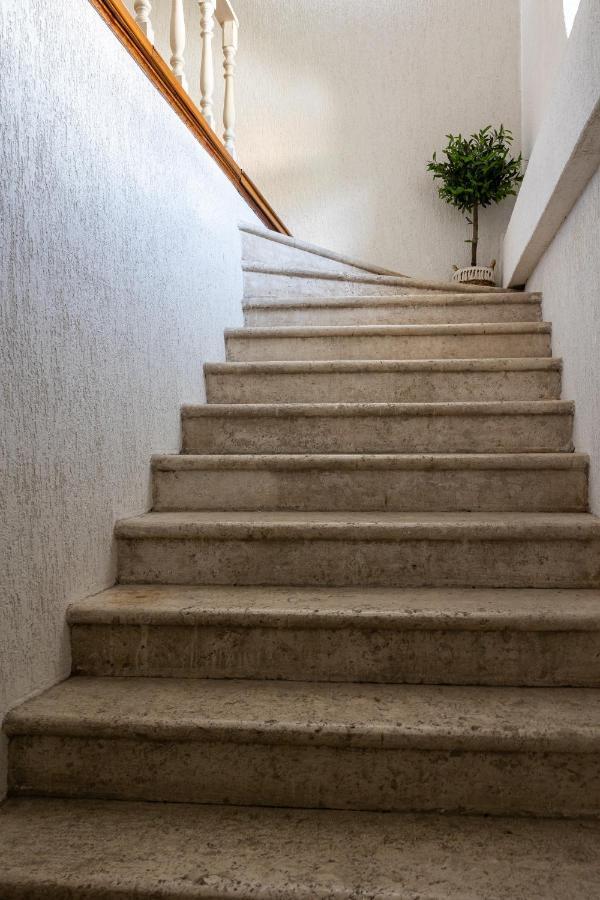 Apartments Minceta Old Town Дубровник Екстериор снимка