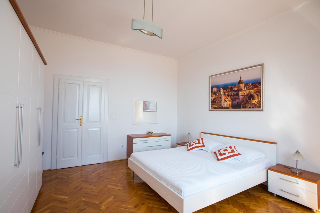 Apartments Minceta Old Town Дубровник Екстериор снимка